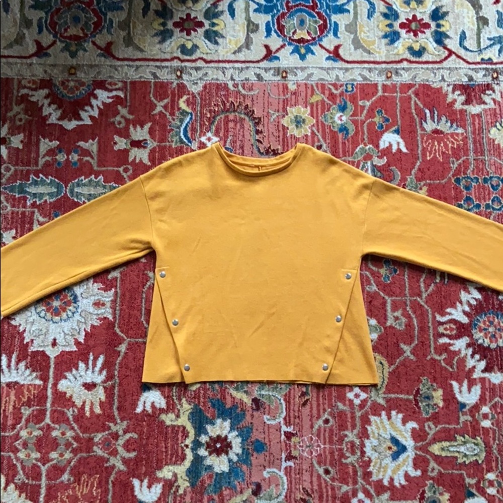 Mustard yellow Zara sweater - Picture 2 of 5